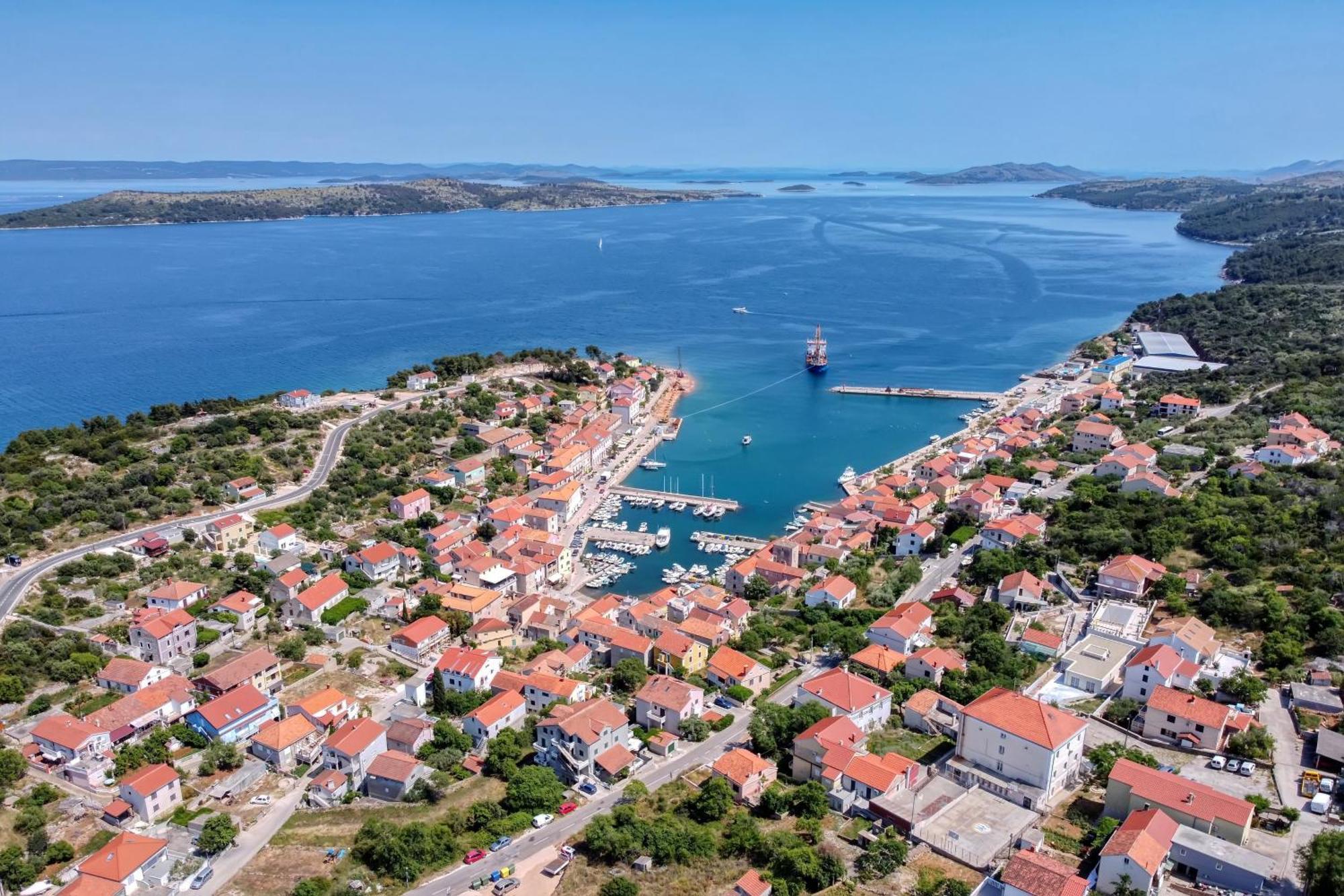 Apartments With A Parking Space Sali, Dugi Otok - 8136 외부 사진